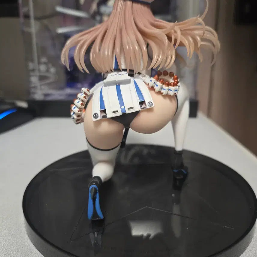 [BUNJANG] NIKKE Raphi Last One Figure / 니케 라피 라스트원