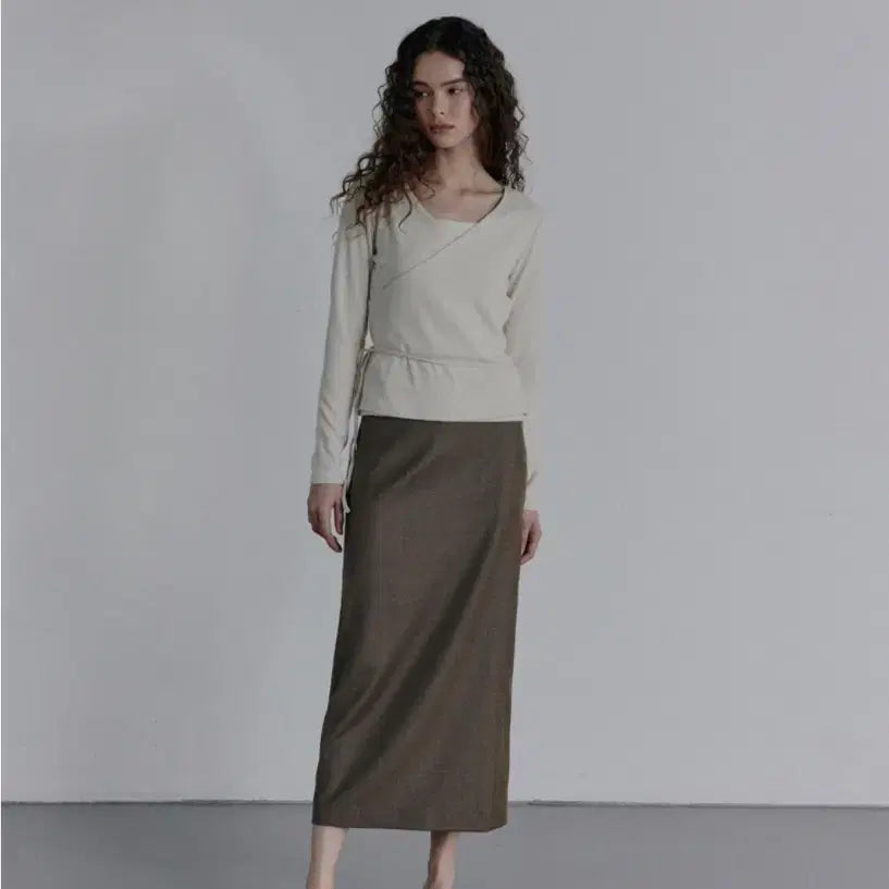 [BUNJANG] Elroju Lena Cardigan Set Grey / 엘로주 레나 가디건 셋업 그레이 1회 두시간착용