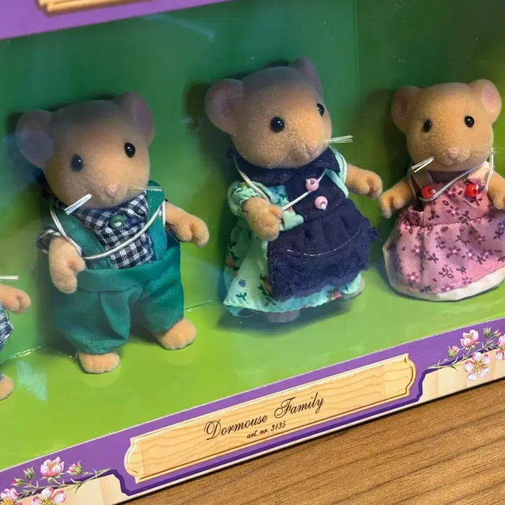 [BUNJANG] Sylvanian Families Dormouse Family Figure / 고전 레어) 실바니안 겨울잠쥐 가족 Dormouse Family