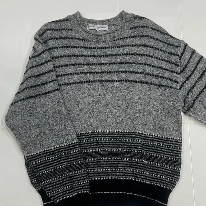 [BUNJANG] Vintage Gray Striped Knit Sweater / 빈티지 그레이 스프라이트 배색 니트