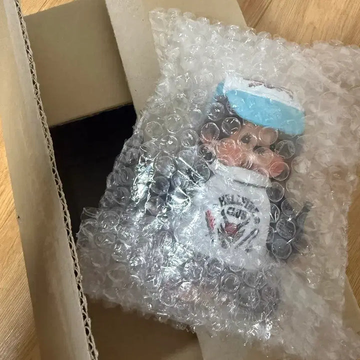 [BUNJANG] Monchhichi Stranger Things Collaboration Plush / 미개봉 몬치치 기묘한이야기 콜라보