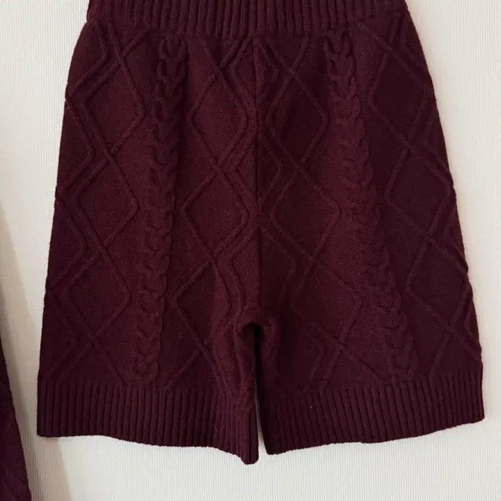 [BUNJANG] Unbranded Knit Shorts Set / 새제품  니트 반바지 셋업