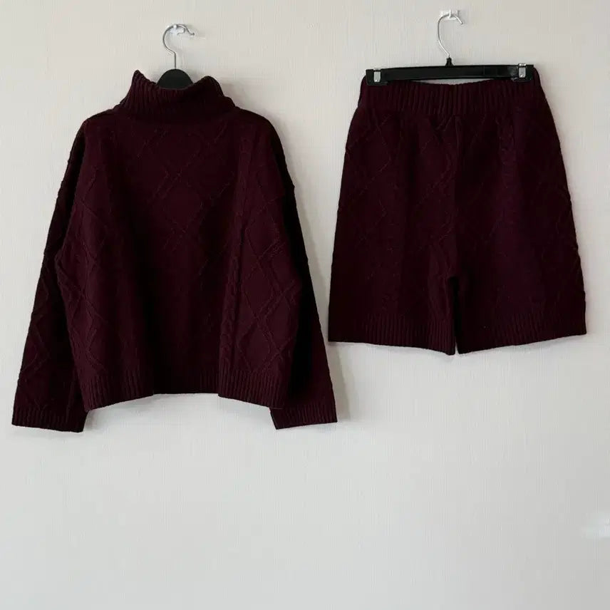[BUNJANG] Unbranded Knit Shorts Set / 새제품  니트 반바지 셋업