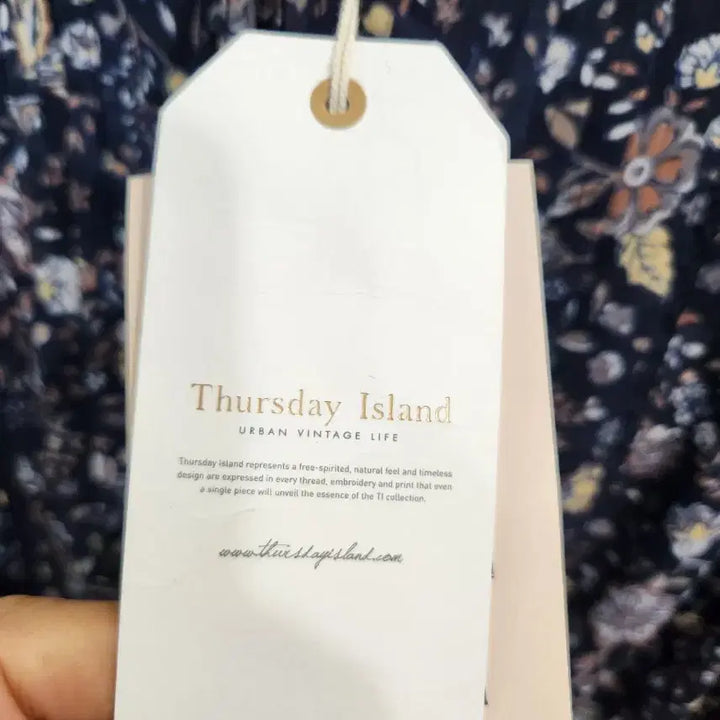 [BUNJANG] Thursday Island Pattern Border Mini Dress / 써스데이아일랜드 패턴보더미니원피스