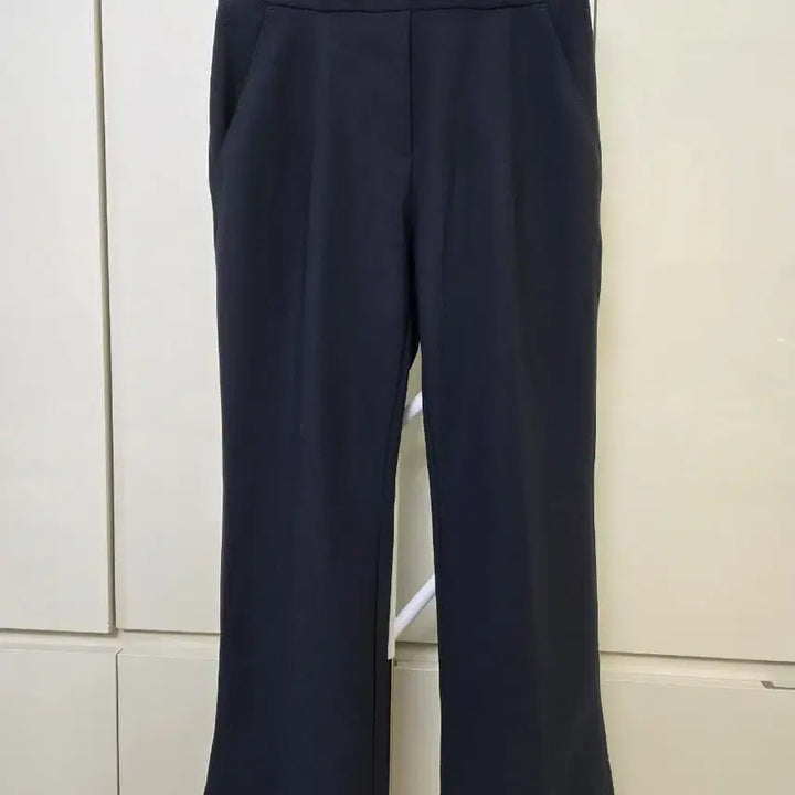 [BUNJANG] Black Bootcut Slacks / 블랙 부츠컷 슬랙스