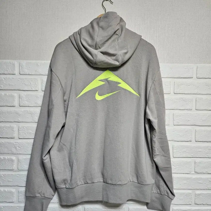 [BUNJANG] Nike Trail Dri-FIT Hoodie / 나이키 트레일 드라이핏 후드