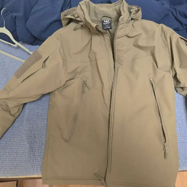 [BUNJANG] Warden Snow Padding Tan L Size Jacket / 워든 스노우패딩 탄색 L사이즈 판애합니다.