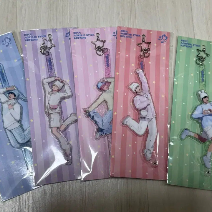 [BUNJANG] PLAVE Acrylic Stick Keyring Bundle Set / 플레이브 플뿌 아크릴 스틱 키링