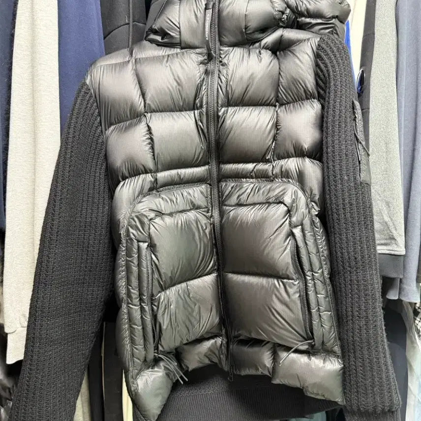 [BUNJANG] CP Company Knit Padded Jacket / cp컴퍼니 니트패딩