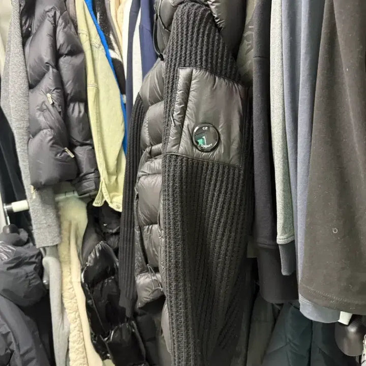 [BUNJANG] CP Company Knit Padded Jacket / cp컴퍼니 니트패딩