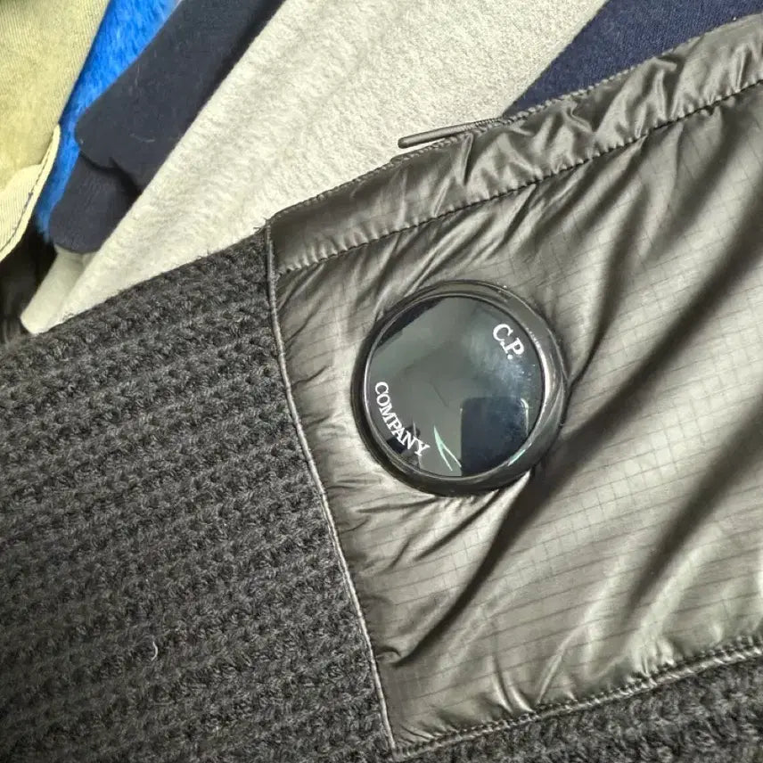 [BUNJANG] CP Company Knit Padded Jacket / cp컴퍼니 니트패딩