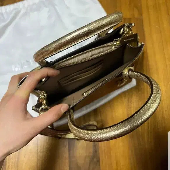 [BUNJANG] Michael Kors Crossbody Bag / 거의새것)마이클코어스 정품가방 크로스백
