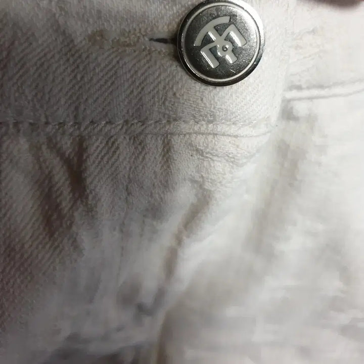 [BUNJANG] Time FAISA Wide Leg Distressed Denim Jeans (29) / (단종) 타임 이태리원사 백로고 레터링 와이드부츠컷 데미지 크림진(29)