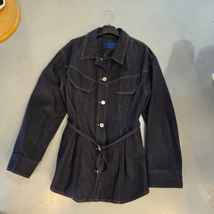 [BUNJANG] Lucky Chouette Denim Belted Shirt Jacket / 럭키슈에뜨 데님 벨티드 셔츠 자켓 24년