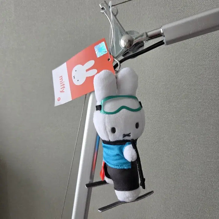 [BUNJANG] Miffy Winter Olympics Skiing Doll Keyring / 미피 동계올림픽 스키 인형 키링