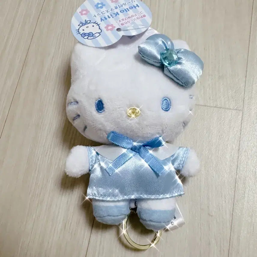 [BUNJANG] Sanrio Hello Kitty 90s Series 2 Nurse Mascot Plush (Light Blue) / 헬로키티 90s 시리즈 2탄 마스코트 간호사 인형 (하늘색)