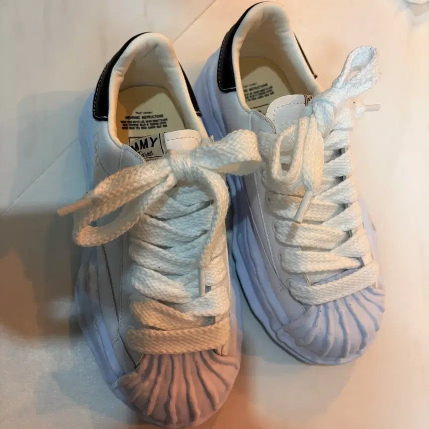 [SOLD OUT] 미하라 야스로 블레이키 레더 화이트 스니커즈 새상품 37사이즈