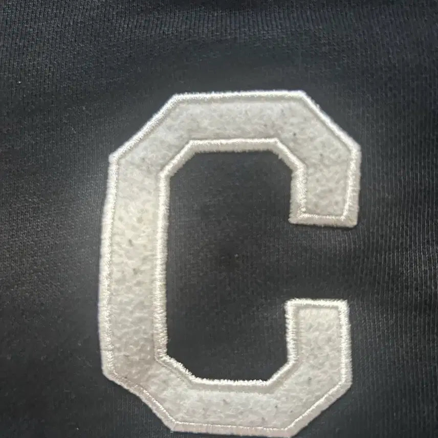 [BUNJANG] Covernat C Logo Black Sweatshirt / 커버낫 C로고 블랙 맨투맨