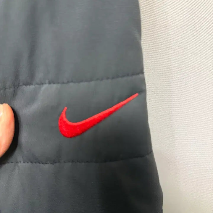 [BUNJANG] Nike FIT Black Hooded Padded Jumper / 나이키 블랙 패딩 점퍼 후드 NikeFIT L