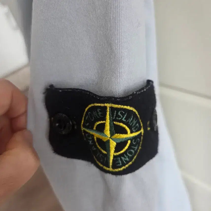 [BUNJANG] Stone Island Light Blue Sweatshirt / 스톤아일랜드 맨투맨 라이트블루