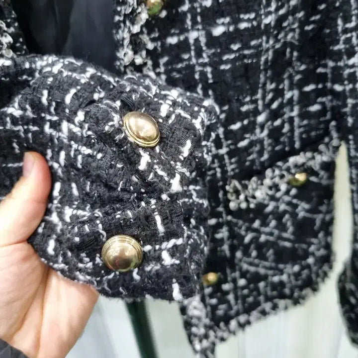[BUNJANG] Black Tweed Gold Button Jacket / 블랙 트위드 금장 버튼 자켓