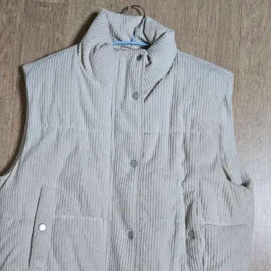 [BUNJANG] 8 Seconds Women's Corduroy Padded Vest / 에잇세컨즈 여성패딩 조끼 m