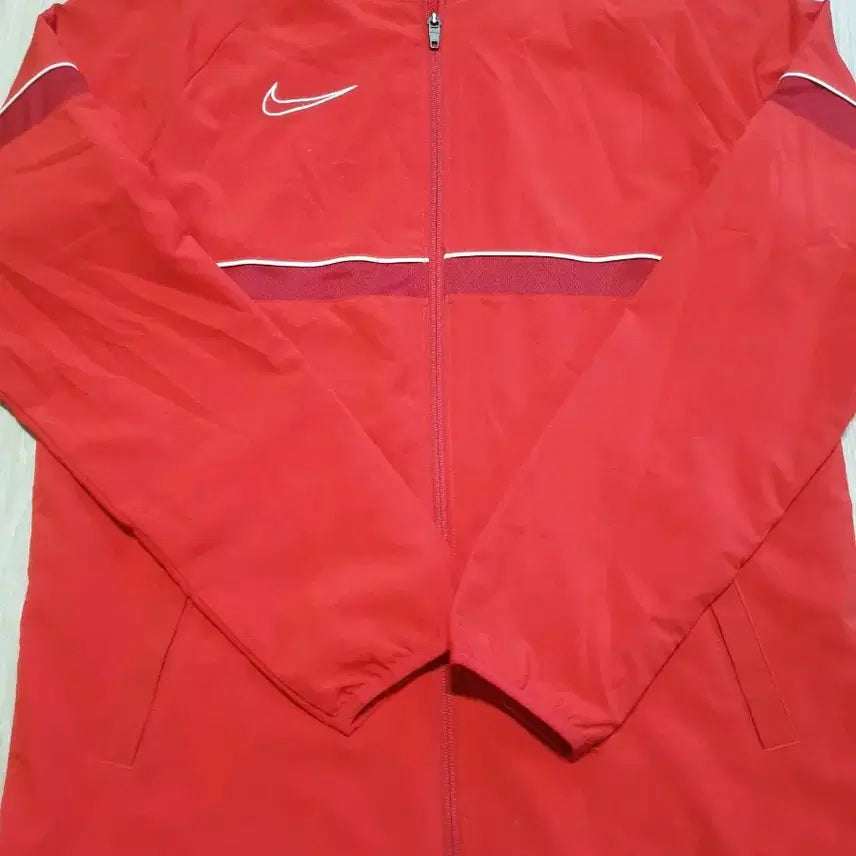 [BUNJANG] Nike Red Windbreaker Jacket / 나이키 레드 바람막이 자켓