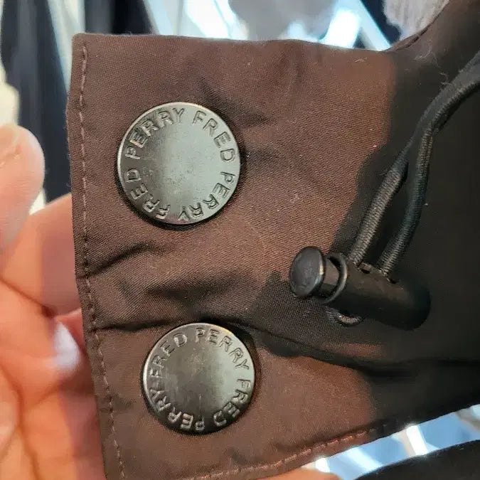 [BUNJANG] Fred Perry Brown Down Padded Jumper / 프레드페리 브라운 다운 패딩 점퍼