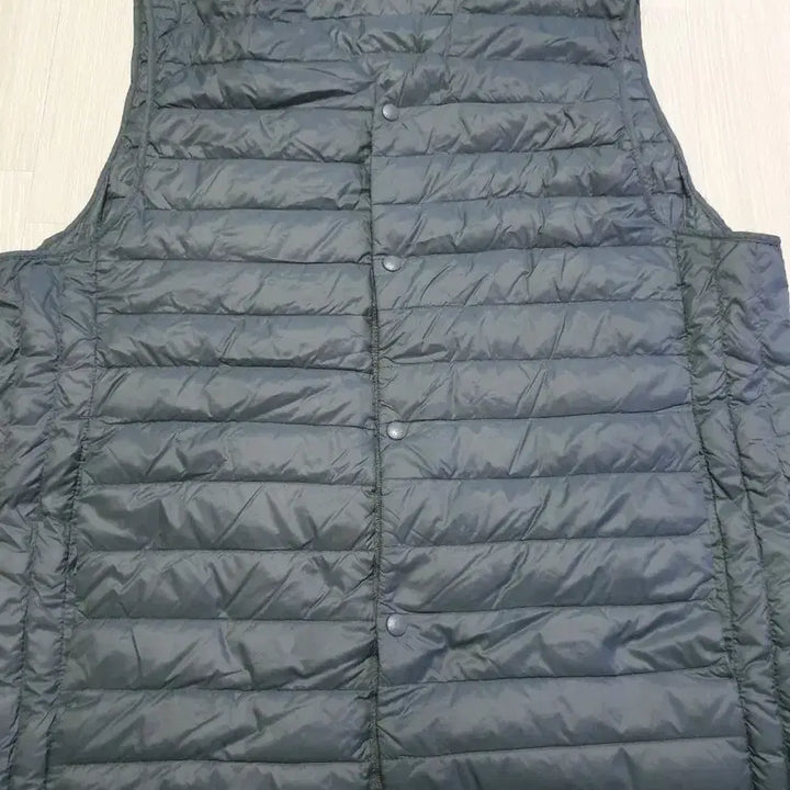 [BUNJANG] Real Goose Lightweight Padded Vest (Size 105) / 리얼구스 경량 패딩 조끼105