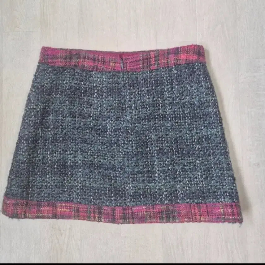 [BUNJANG] Chanel Tweed Wool Silk Skirt / 정품 샤넬 트위드 울 실크 스커트 38 26 27 55
