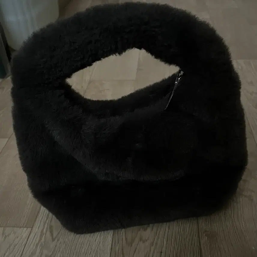 [BUNJANG] Mini Fur Tote Bag / 미니 퍼 토트백