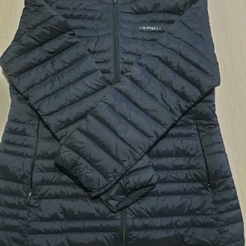 [BUNJANG] Merrell Women's Lightweight Padded Jacket / 메렐 여성 경량 패딩 블랙105