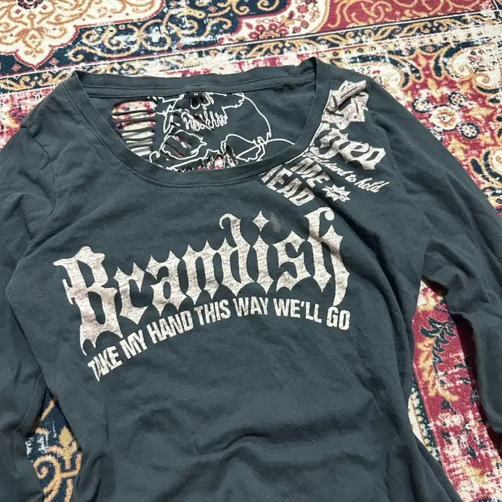 [BUNJANG] Punk Skull Slit Top / 갸루 펑크 스컬 트임 딱붙탑