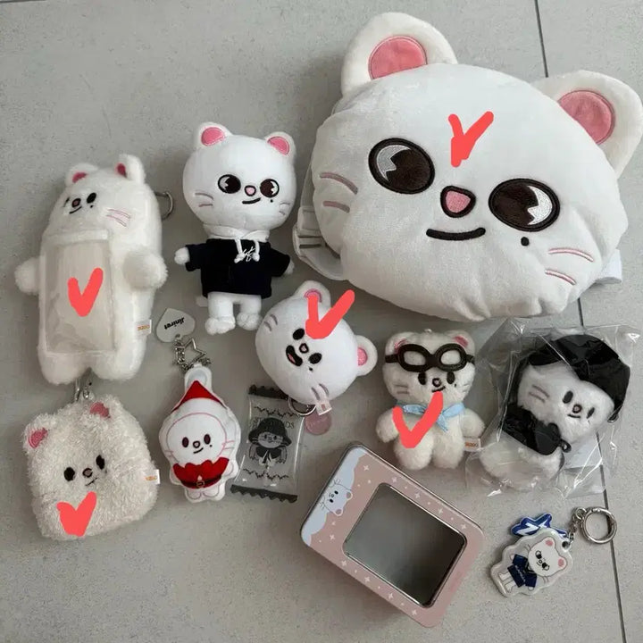 [BUNJANG] Stray Kids Jiniret MD Bundle Set / 스키즈 스키주 지니렛 엠디 11개 일괄양도