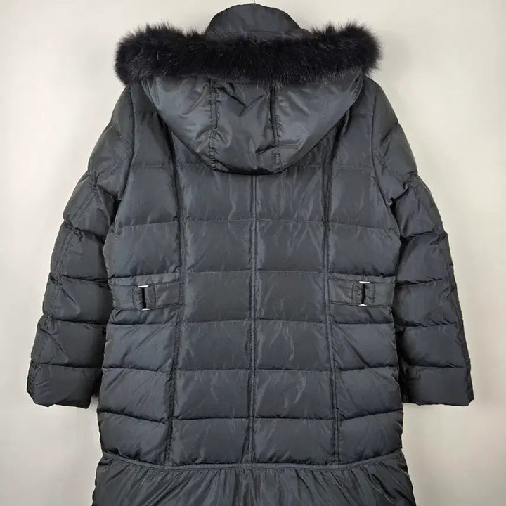 [BUNJANG] Liga Women's Saga Fox Down Padded Jacket / [무료배송]리가 77(95) 여성 사가폭스 다운 패딩 여우털
