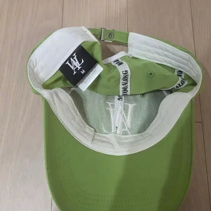 [BUNJANG] W.A.U Nylon Ball Cap Lime Green M Size / 우알롱 나일롱 볼캡 라임색 M사이즈 팝니다.
