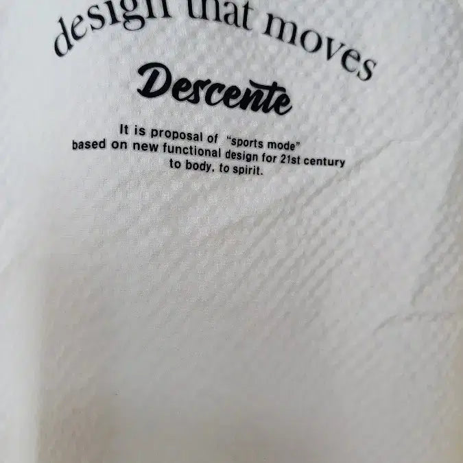 [BUNJANG] Descente Ivory Windbreaker Jacket / 데상트 아이보리 바람막이 점퍼