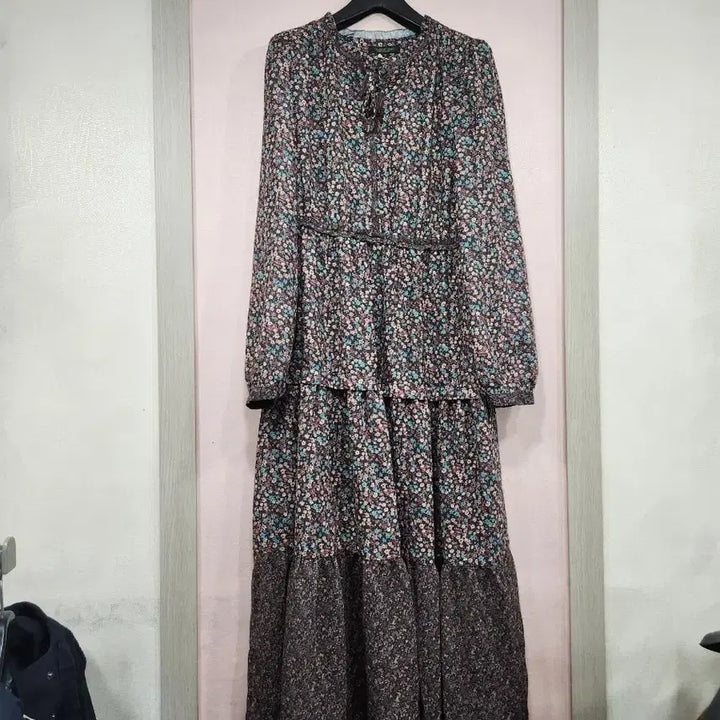 [BUNJANG] Thursday Island Floral Pattern Maxi Long Dress / 써스데이아일랜드 꽃패턴맥스롱원피스