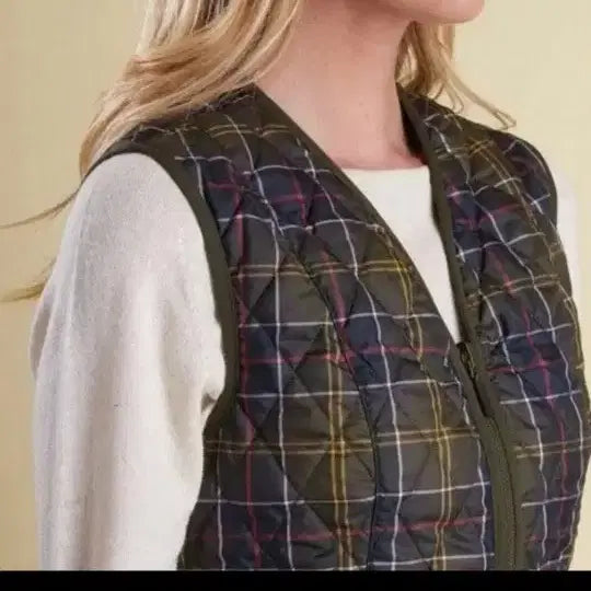 [BUNJANG] Barbour Quilted Check Vest / 바버 퀼팅 체크 조끼