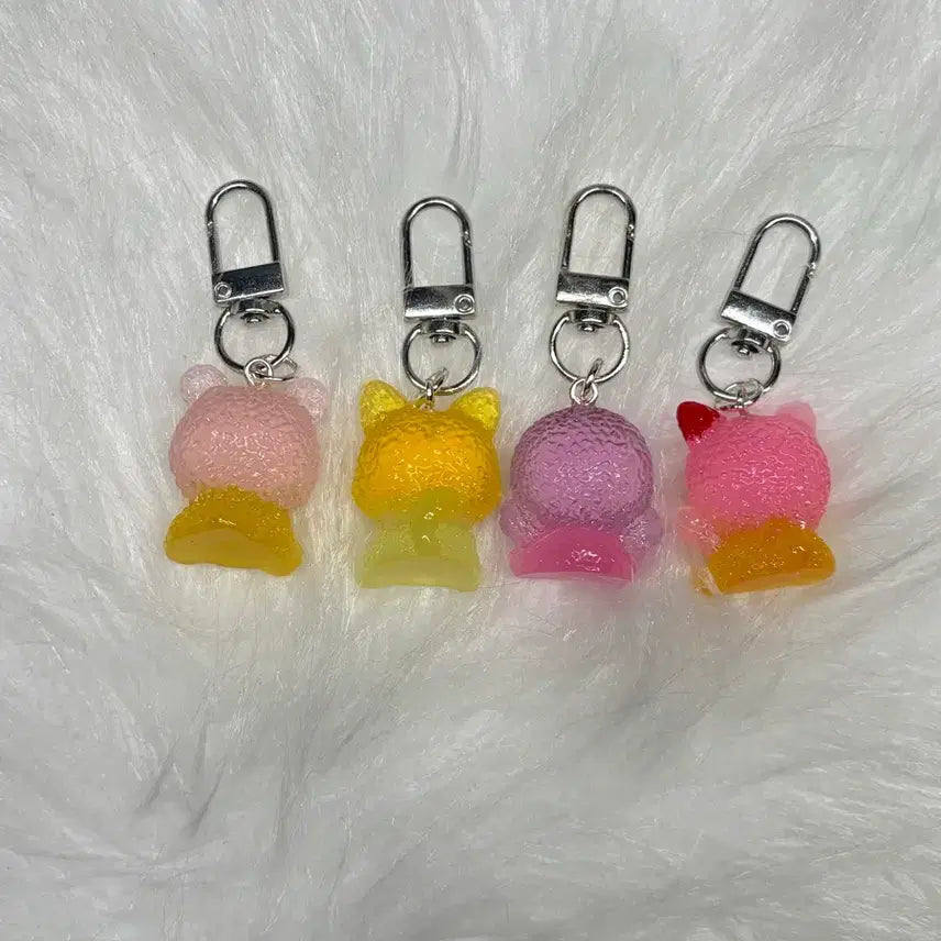 [BUNJANG] Yellow Cat Shin Chan Mini Keychain / 노랑 고양이 야광 짱구 미니 키링