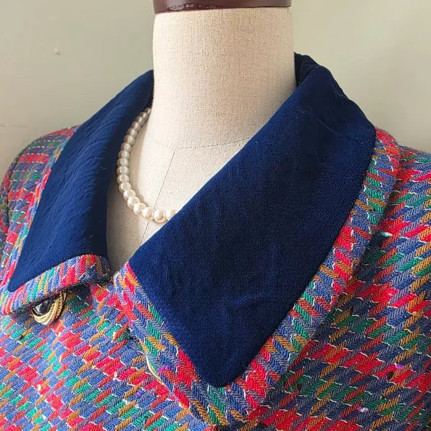 [BUNJANG] Tweed Jacket with Velvet Color Block / 벨벳 배색 카라 보카시 체크 트위드 자켓