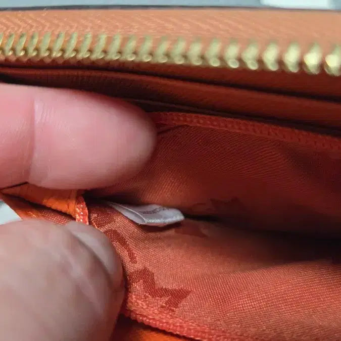 [BUNJANG] MCM Visetos Long Wallet / 정품 mcm 엠씨엠 비세토스 장지갑 (정가65만)