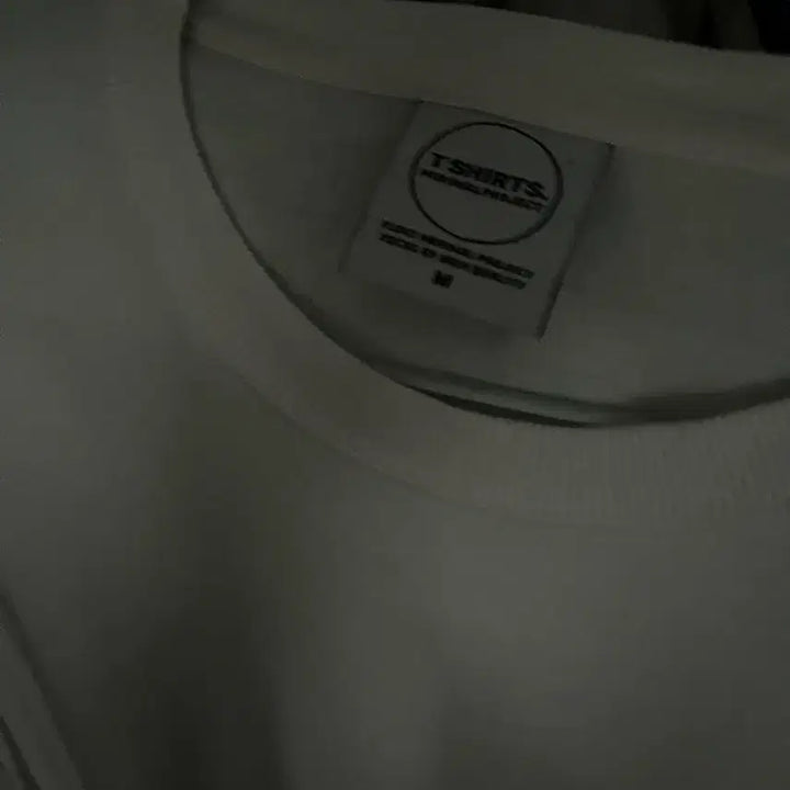 [BUNJANG] T-SHIRTS MINIMAL PROJECT White T-shirt (M) / T-SHIRTS MINIMAL PROJECT 흰색 티셔츠 공용 M