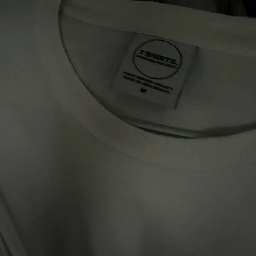 [BUNJANG] T-SHIRTS MINIMAL PROJECT White T-shirt (M) / T-SHIRTS MINIMAL PROJECT 흰색 티셔츠 공용 M