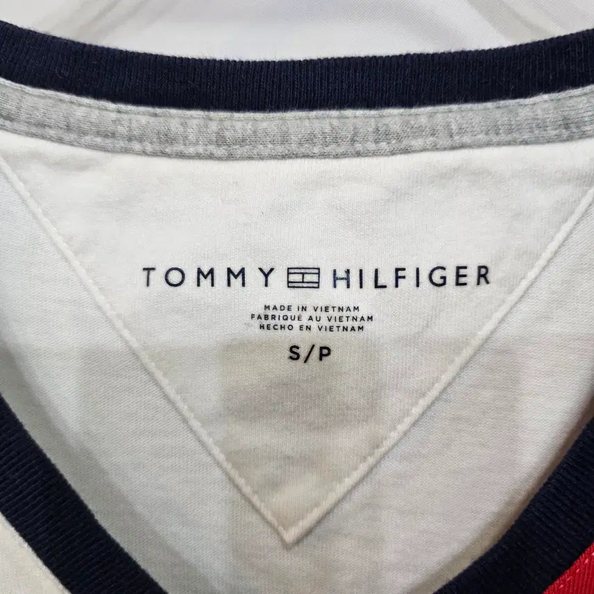[BUNJANG] Tommy Hilfiger White Short Sleeve V-Neck Shirt / TOMMY  HILFIGER  셔츠