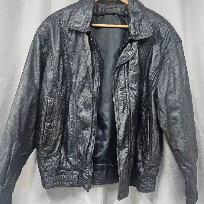 [BUNJANG] Victory Vintage Black Leather Blouson Jacket / 빈티지 블랙 가죽 블루종 자켓