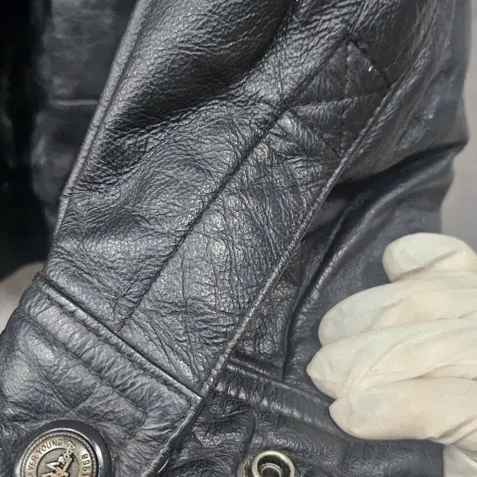 [BUNJANG] Victory Vintage Black Leather Blouson Jacket / 빈티지 블랙 가죽 블루종 자켓