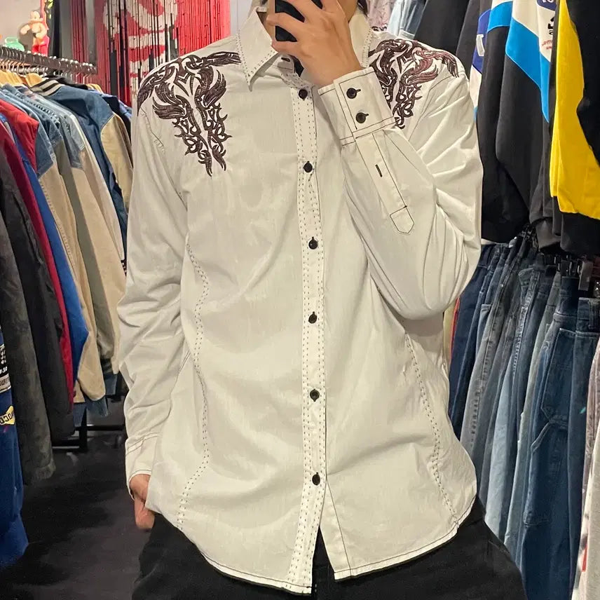 [BUNJANG] IM Western Embroidered White Shirt / [IM] vtg 웨스턴 자수 화이트 셔츠