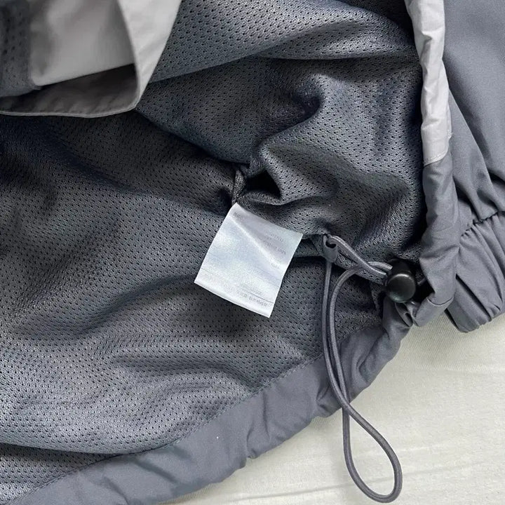 [BUNJANG] Nike Hooded Windbreaker Jacket / 나이키 후드 바람막이