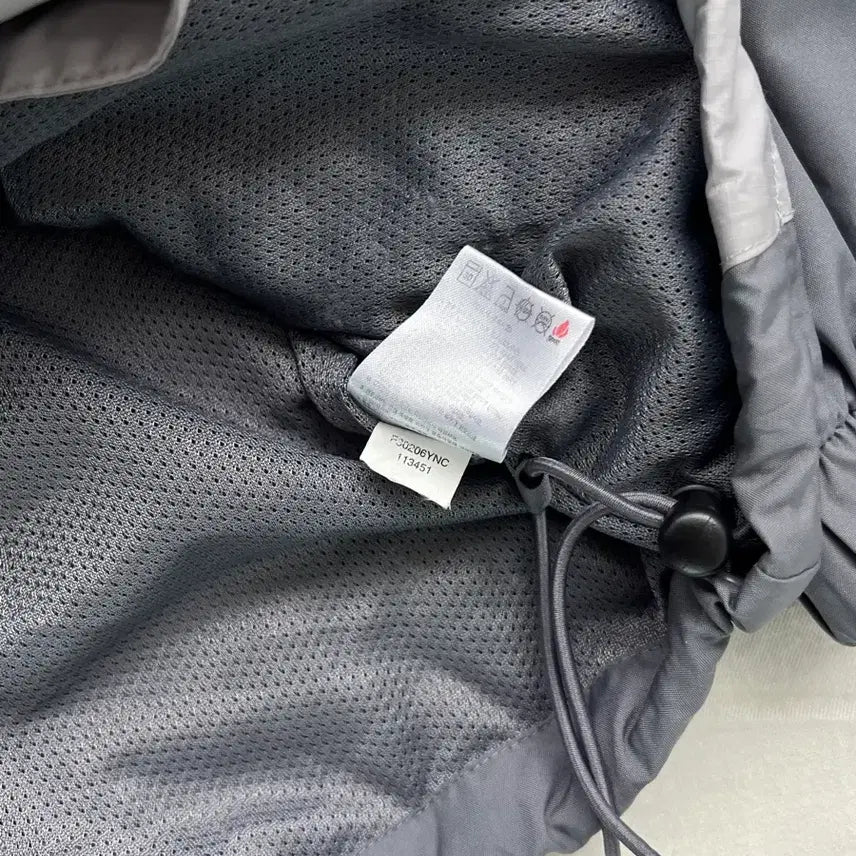 [BUNJANG] Nike Hooded Windbreaker Jacket / 나이키 후드 바람막이